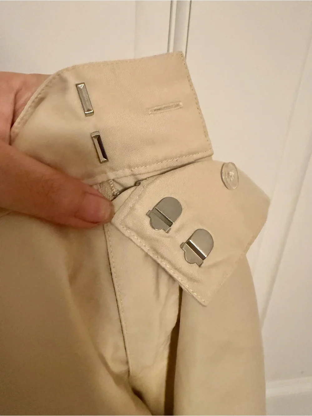 Patagonia Women's Khaki Bermuda Hiking Shorts Size 6